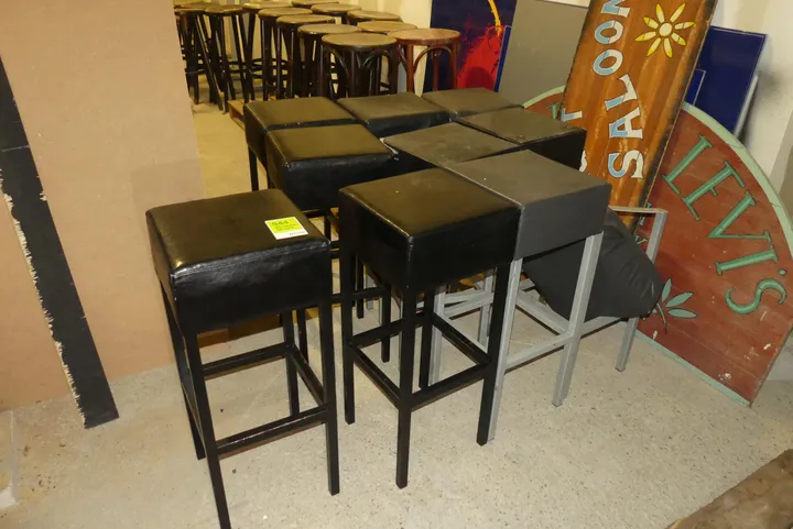 10x Barhocker, schwarz